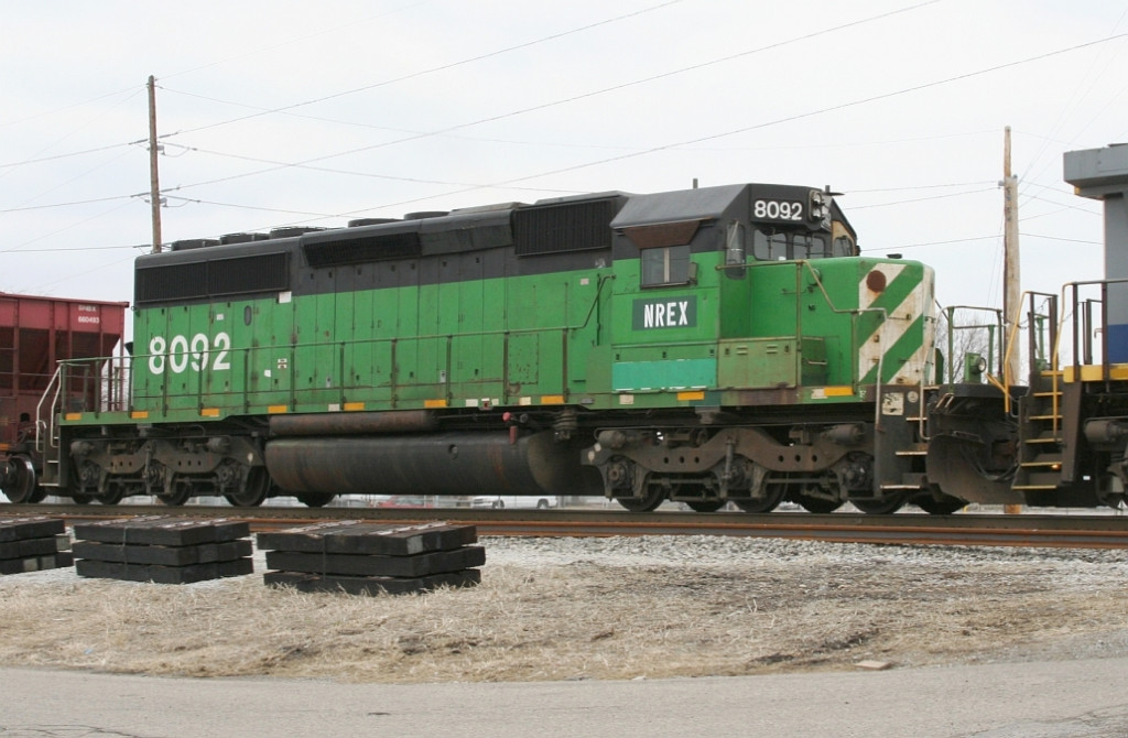 NREX 8092 on CSX SB freight